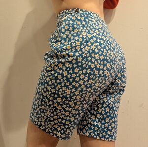 Floral Blue Women's Shorts